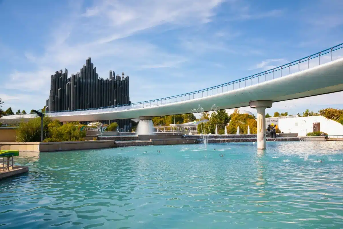 futuroscope poitiers camping ile de re