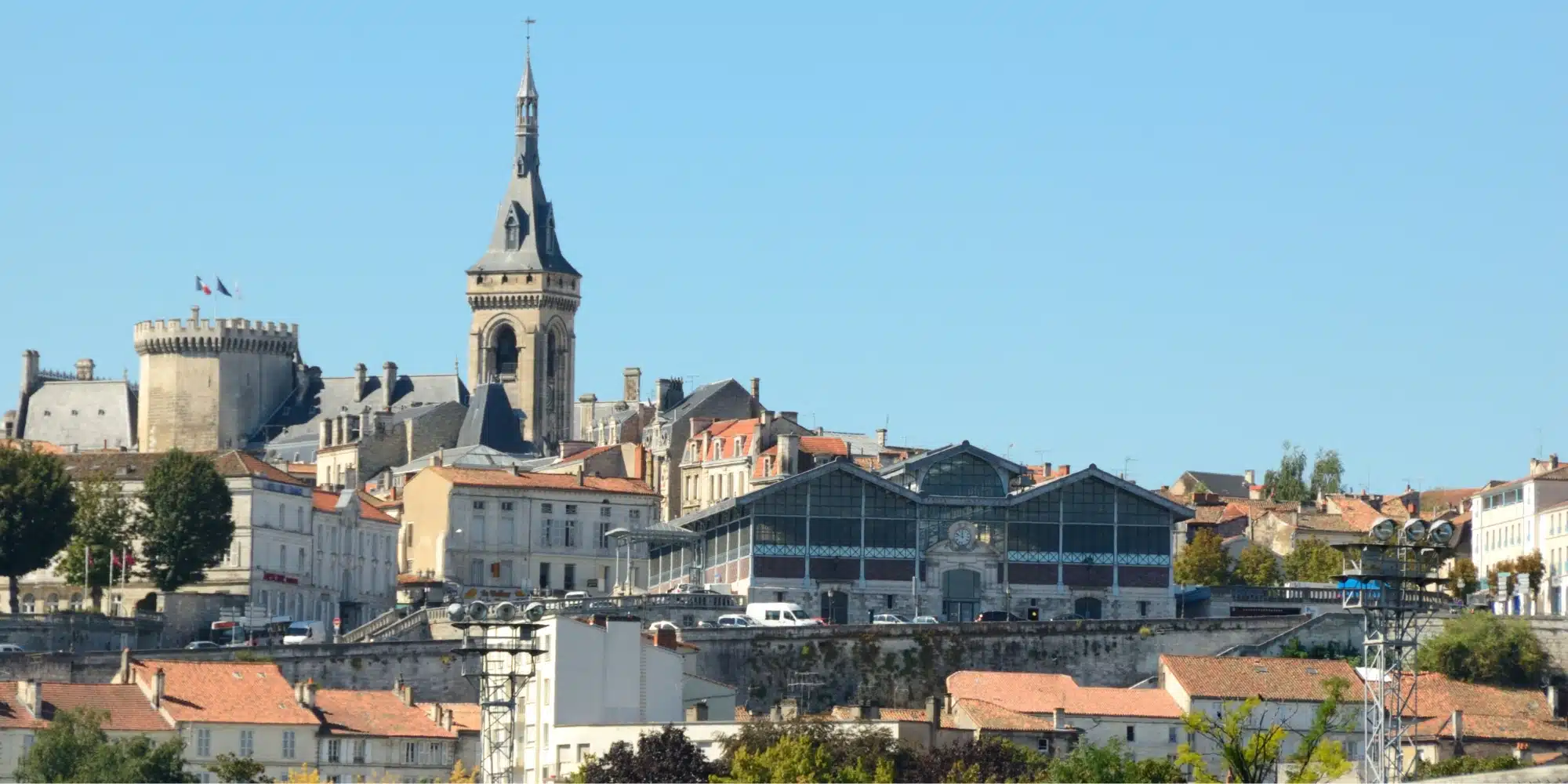 tourisme angouleme camping ile de re