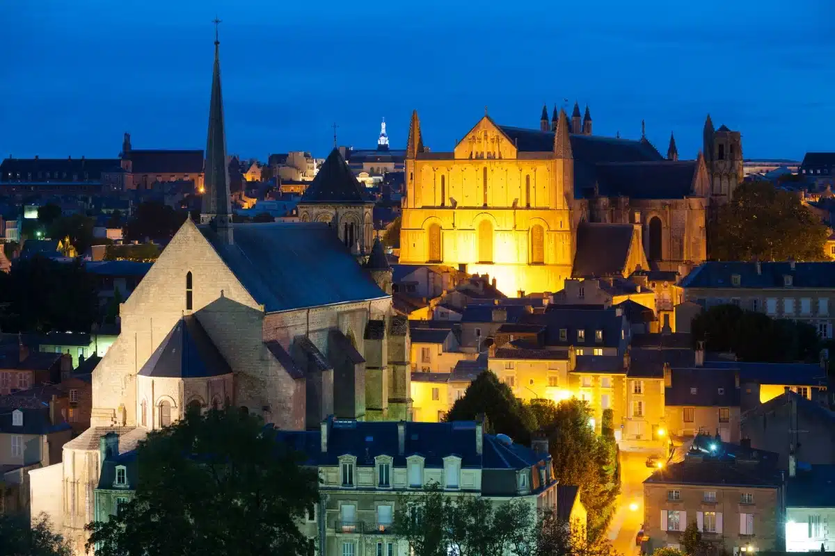 ville poitiers camping ile de re