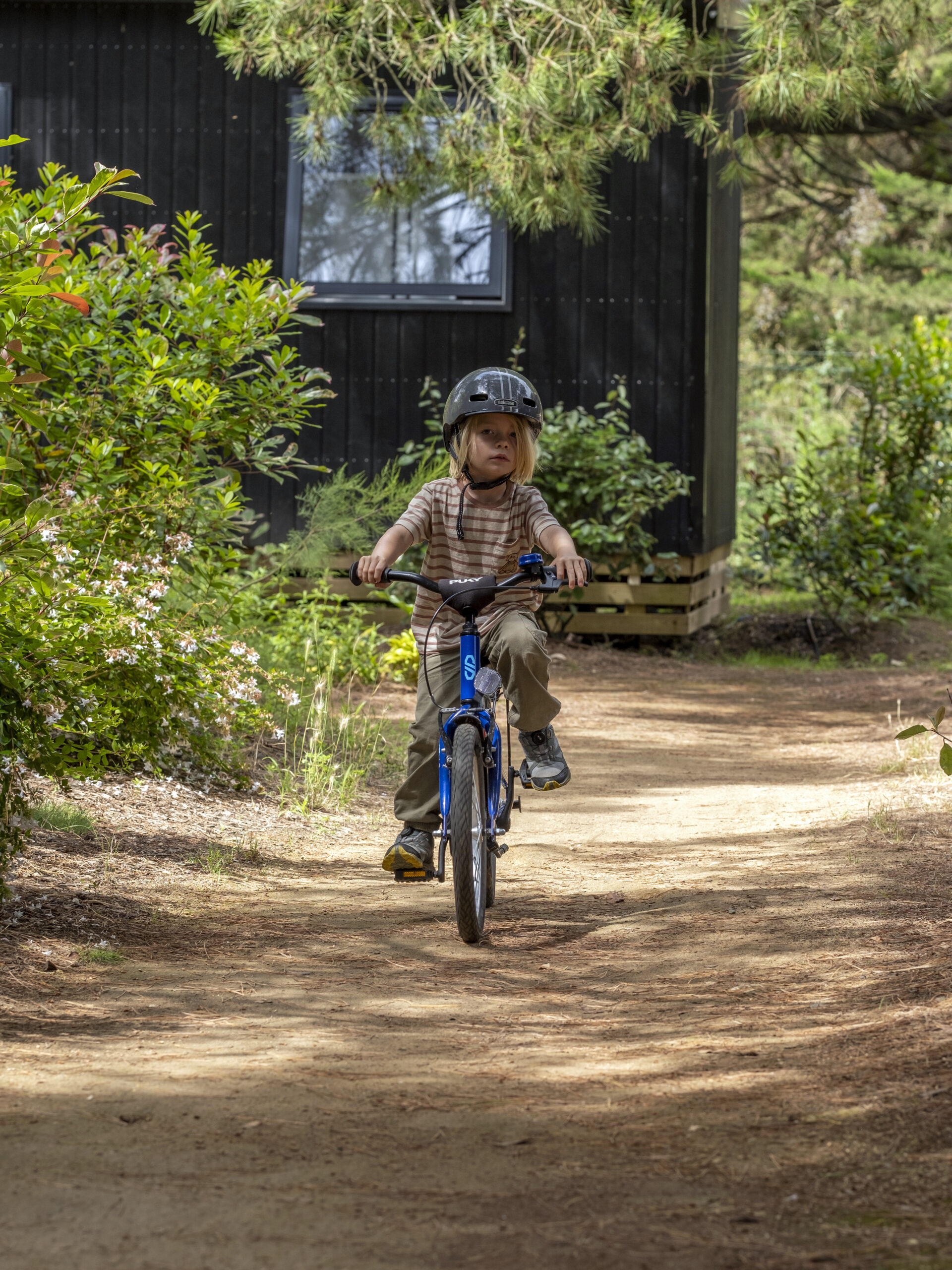 flower camping tamarins allées ()